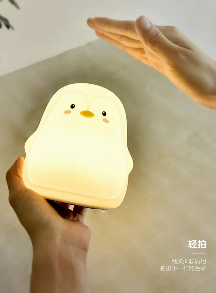 Veilleuse pingouin bébé