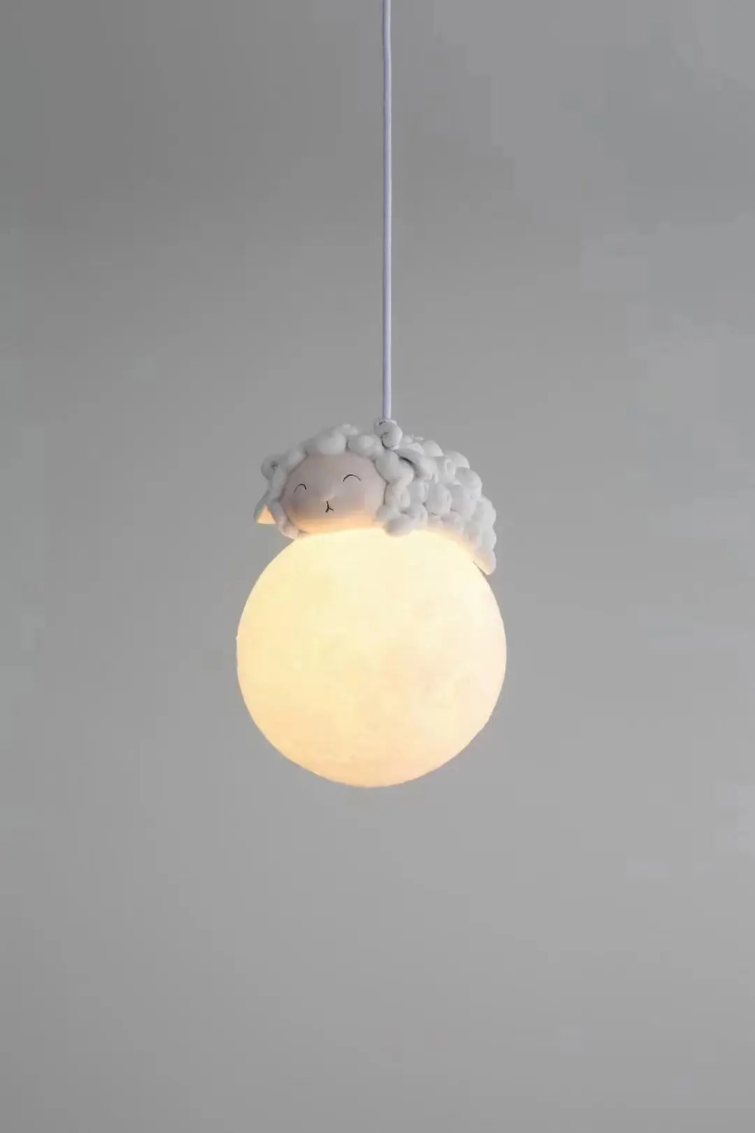 Veilleuse suspendue mouton